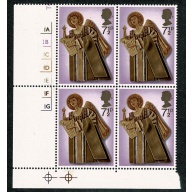 1972 Christmas 7½p MISSING PHOSPHOR. Cylinder block of four. SG 915y